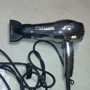 FHI Heat Professional Metallic Silver Hair Dryer